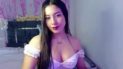 Lia  online show from 4, 10, 2025