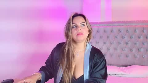 Lia  online show from 7, 3, 2026