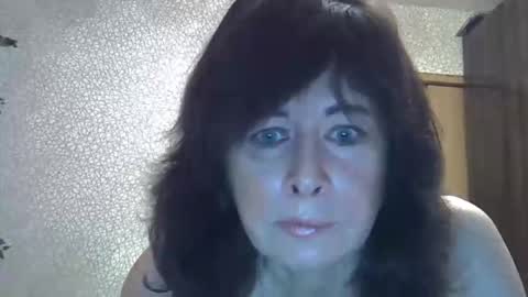 Snapshot of lia_ang chatting on 12, 10, 2025 lia_ang online show from 12, 10, 2025