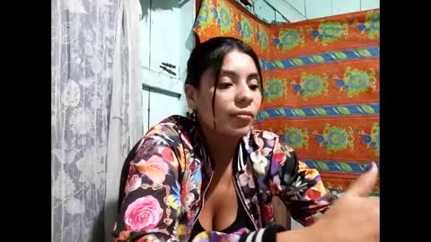 Lia online show from 6, 11, 2025