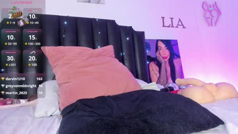 Lia Jhonson online show from 7, 2, 2025