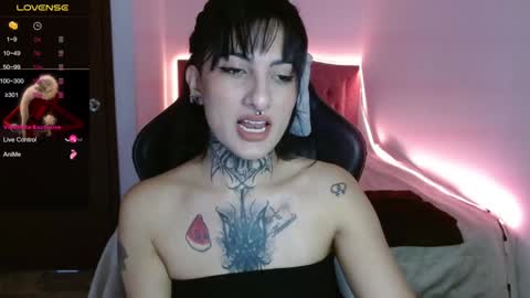 lia spicy   ig online show from 23, 12, 2024