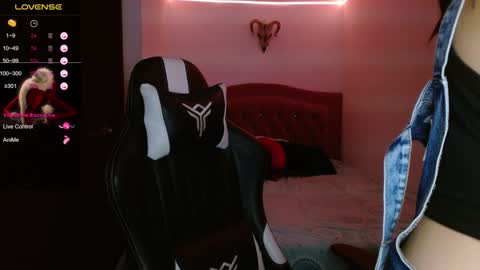 lia spicy   ig online show from 7, 1, 2025