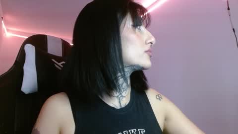 lia spicy   ig online show from 25, 1, 2025