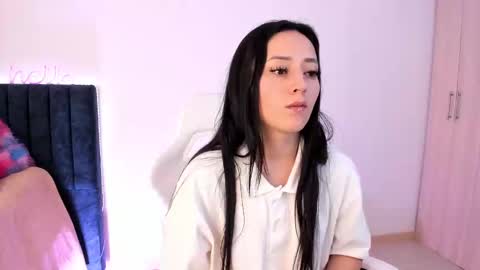 Little Queen Lia  online show from 6, 1, 2025