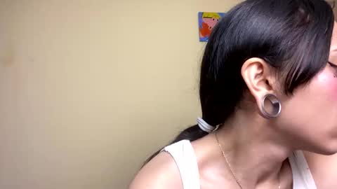 Snapshot of lia_queen610 chatting on 20, 2, 2026 Little Queen Lia online show from 20, 2, 2026