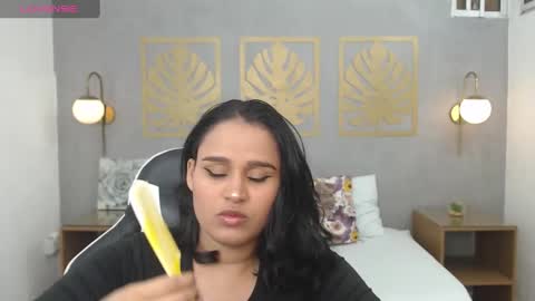 Lia  online show from 26, 1, 2025