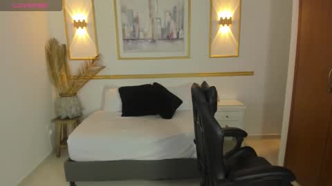 Lia  online show from 26, 2, 2026