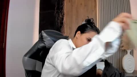 Snapshot of lia_sexx19 chatting on 2, 6, 2026 Lia online show from 2, 6, 2026