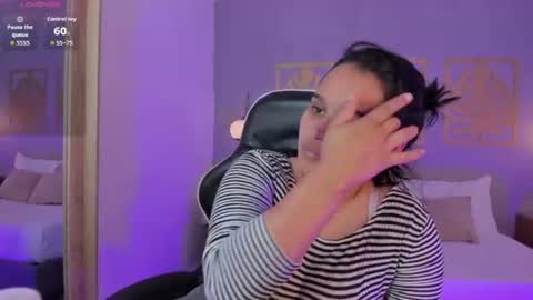 Snapshot of lia_sexx19 chatting on 7, 7, 2026 Lia online show from 7, 7, 2026