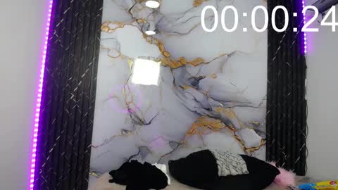 lia summer1 online show from 15, 1, 2025