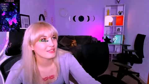 Lia online show from 23, 9, 2025