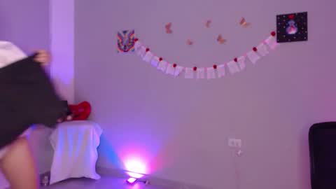   lia  online show from 27, 3, 2026