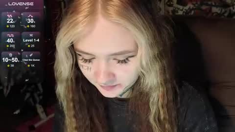 liaaa_li online show from 29, 10, 2025