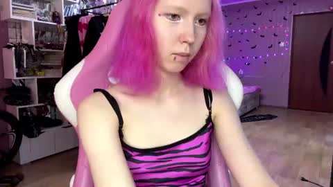 Snapshot of liaaluna chatting on 26, 6, 2026 Lia online show from 26, 6, 2026