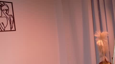 Snapshot of liafox_b chatting on 26, 6, 2026 LiaFox b online show from 26, 6, 2026