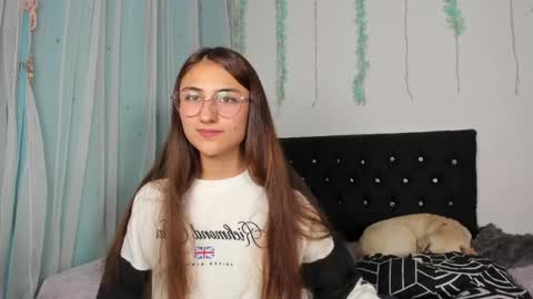 Snapshot of liah_star chatting on 8, 4, 2026 Liah online show from 8, 4, 2026