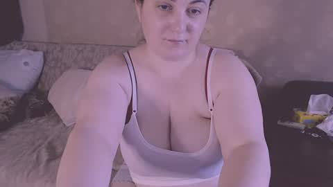 Snapshot of liahsofty chatting on 26, 7, 2026 miss Lia colection for travel online show from 26, 7, 2026