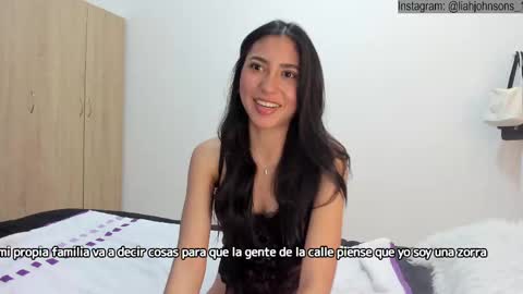 Snapshot of liajohnsons_ chatting on 2, 3, 2025 Lia Johnsons online show from 2, 3, 2025