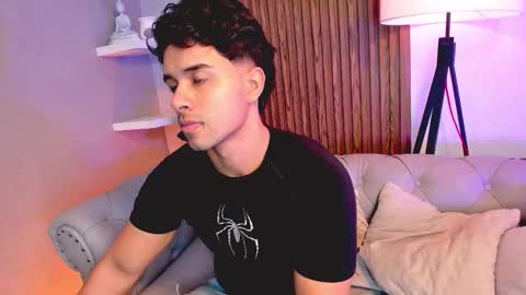 Liam Collins online show from 24, 11, 2025