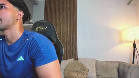 Liam Collins online show from 9, 4, 2026