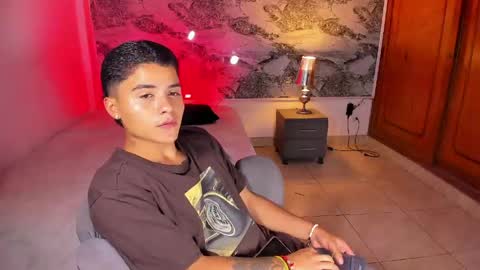 Snapshot of liam_dustin chatting on 16, 5, 2026 Liam online show from 16, 5, 2026