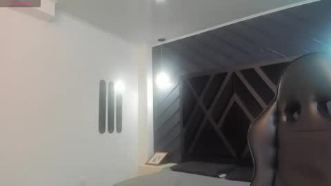 LIAM KLEIN online show from 12, 11, 2025