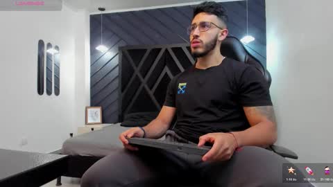 LIAM KLEIN online show from 19, 11, 2025