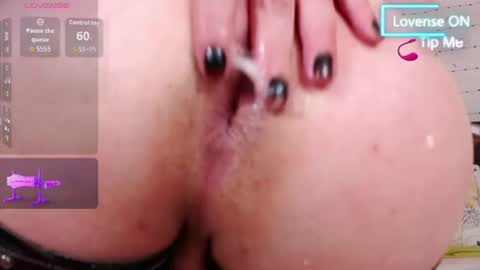 Snapshot of liam_moore chatting on 1, 7, 2026 HORNYMOAN online show from 1, 7, 2026