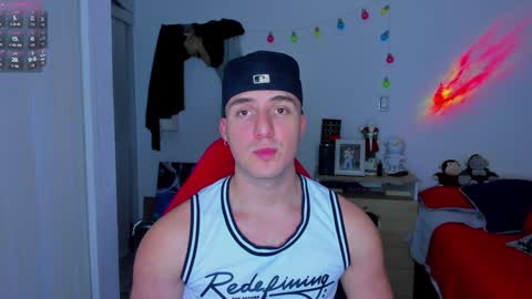 Snapshot of liam_oficial chatting on 12, 12, 2024 liam online show from 12, 12, 2024