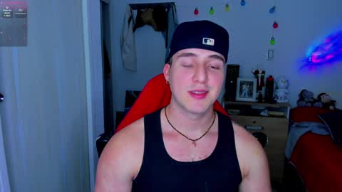 Snapshot of liam_oficial chatting on 21, 12, 2024 liam online show from 21, 12, 2024