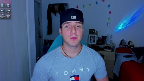 Snapshot of liam_oficial chatting on 12, 1, 2025 liam online show from 12, 1, 2025