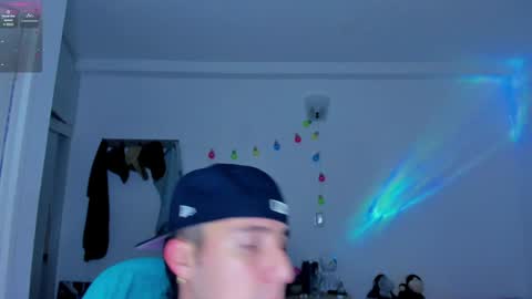 Snapshot of liam_oficial chatting on 14, 1, 2025 liam online show from 14, 1, 2025