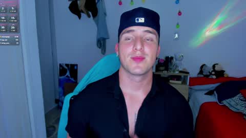Snapshot of liam_oficial chatting on 15, 1, 2025 liam online show from 15, 1, 2025