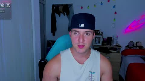 Snapshot of liam_oficial chatting on 19, 1, 2025 liam online show from 19, 1, 2025
