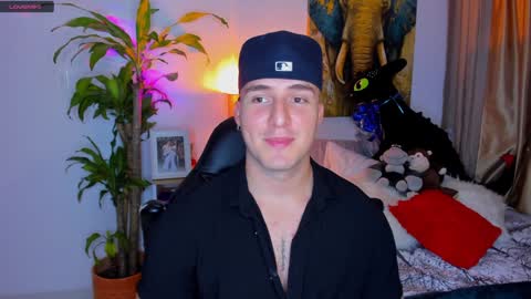 Snapshot of liam_oficial chatting on 6, 2, 2025 liam online show from 6, 2, 2025