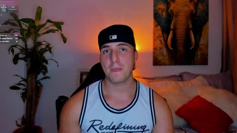Snapshot of liam_oficial chatting on 6, 3, 2025 liam online show from 6, 3, 2025