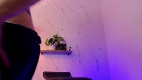 LIAM  online show from 1, 10, 2025