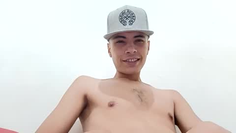 Snapshot of liam_smith00 chatting on 8, 12, 2024 liam_smith00 online show from 8, 12, 2024
