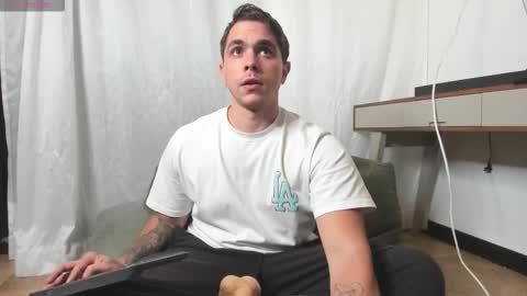 Liam online show from 30, 10, 2025