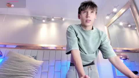 liaml_18_ online show from 27, 11, 2025
