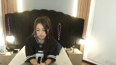 L I A M O N R O E online show from 12, 4, 2026