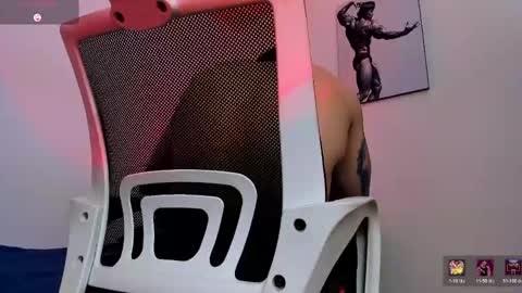 Snapshot of liamreigns_ chatting on 19, 4, 2026 liam online show from 19, 4, 2026
