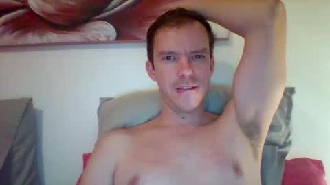 Snapshot of liamrosezn chatting on 2, 12, 2024 LiamRose online show from 2, 12, 2024