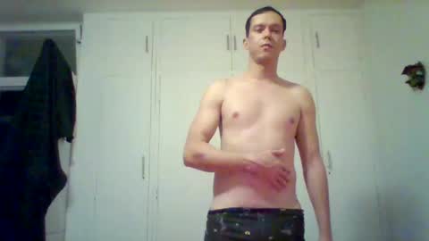 Snapshot of liamrosezn chatting on 3, 12, 2024 LiamRose online show from 3, 12, 2024