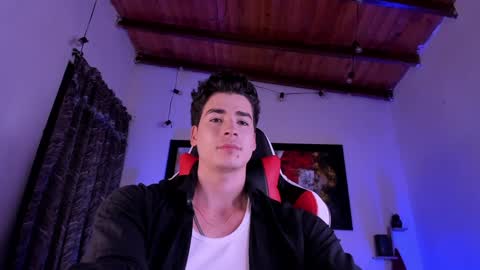 Snapshot of liamwyatt_ chatting on 3, 12, 2024 liamwyatt_ online show from 3, 12, 2024