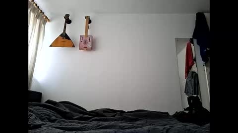 Snapshot of lian5602 chatting on 11, 11, 2025 LiamCross online show from 11, 11, 2025