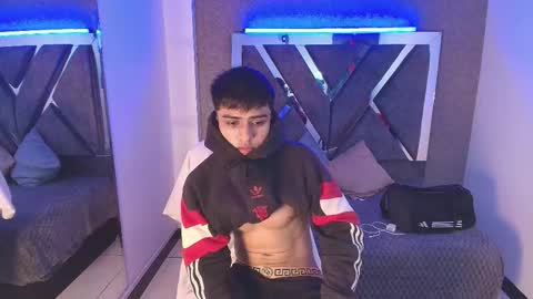 Snapshot of lian_foox chatting on 12, 9, 2025 lian online show from 12, 9, 2025