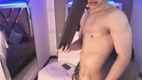 Snapshot of lian_foox chatting on 25, 9, 2025 lian online show from 25, 9, 2025