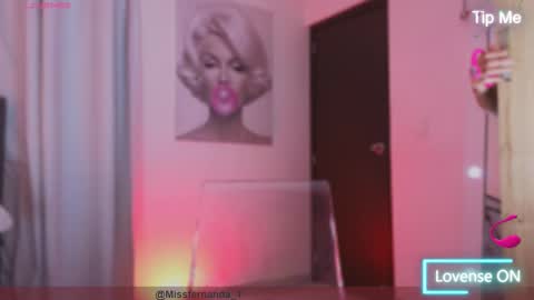 Snapshot of lian_karther1 chatting on 24, 9, 2025 missfernanda X online show from 24, 9, 2025